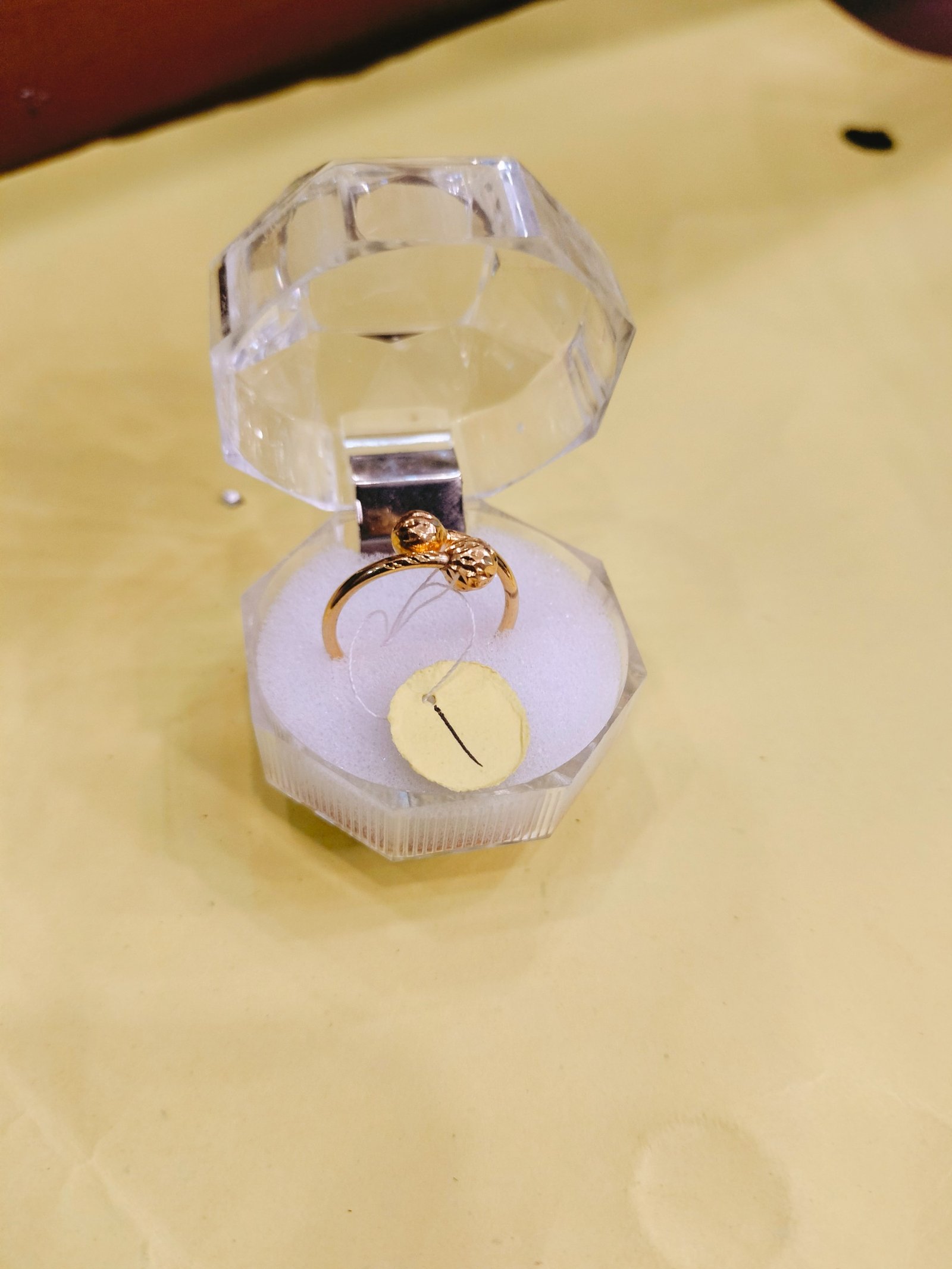 Cincin Lada Dua Boba Besar